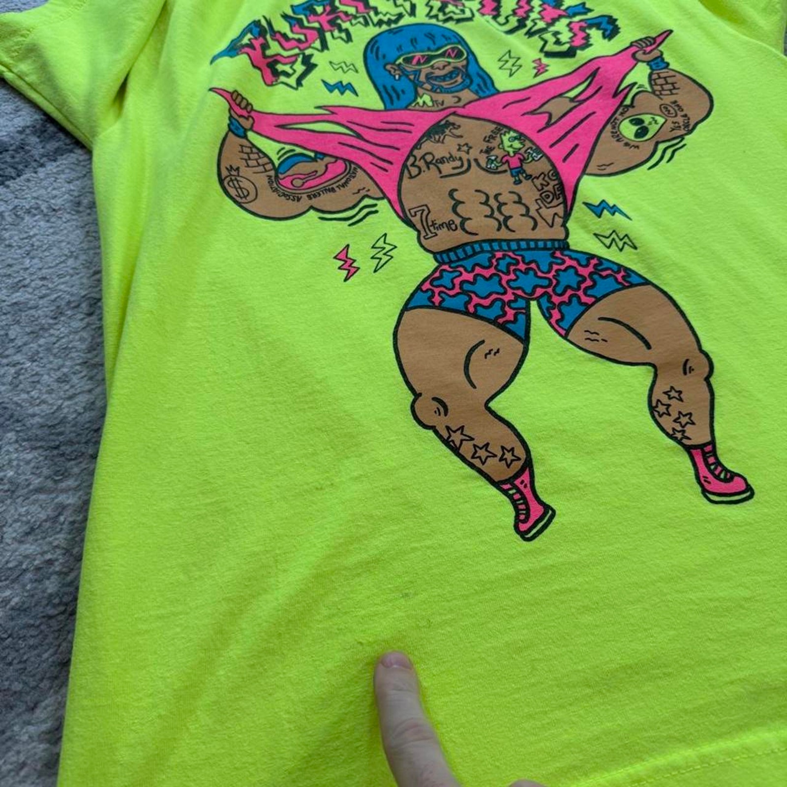 Riff Raff Mens Neon Yellow Burly Boys Short Sleeve T-Shirt Size Medium. — image 5 of 7